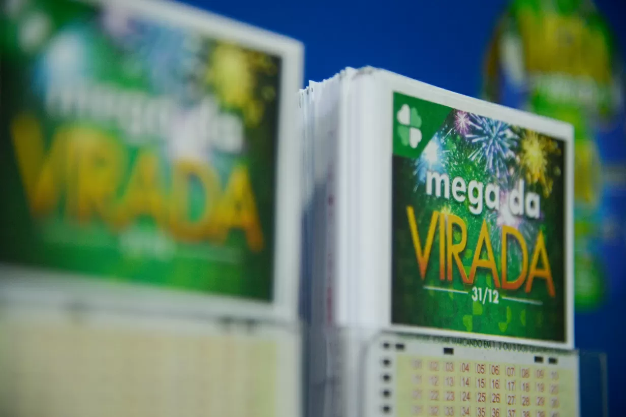 Quanto R$ 1 bilhão da Mega da Virada renderia aplicado em CDB, poupança e LCI/LCA
