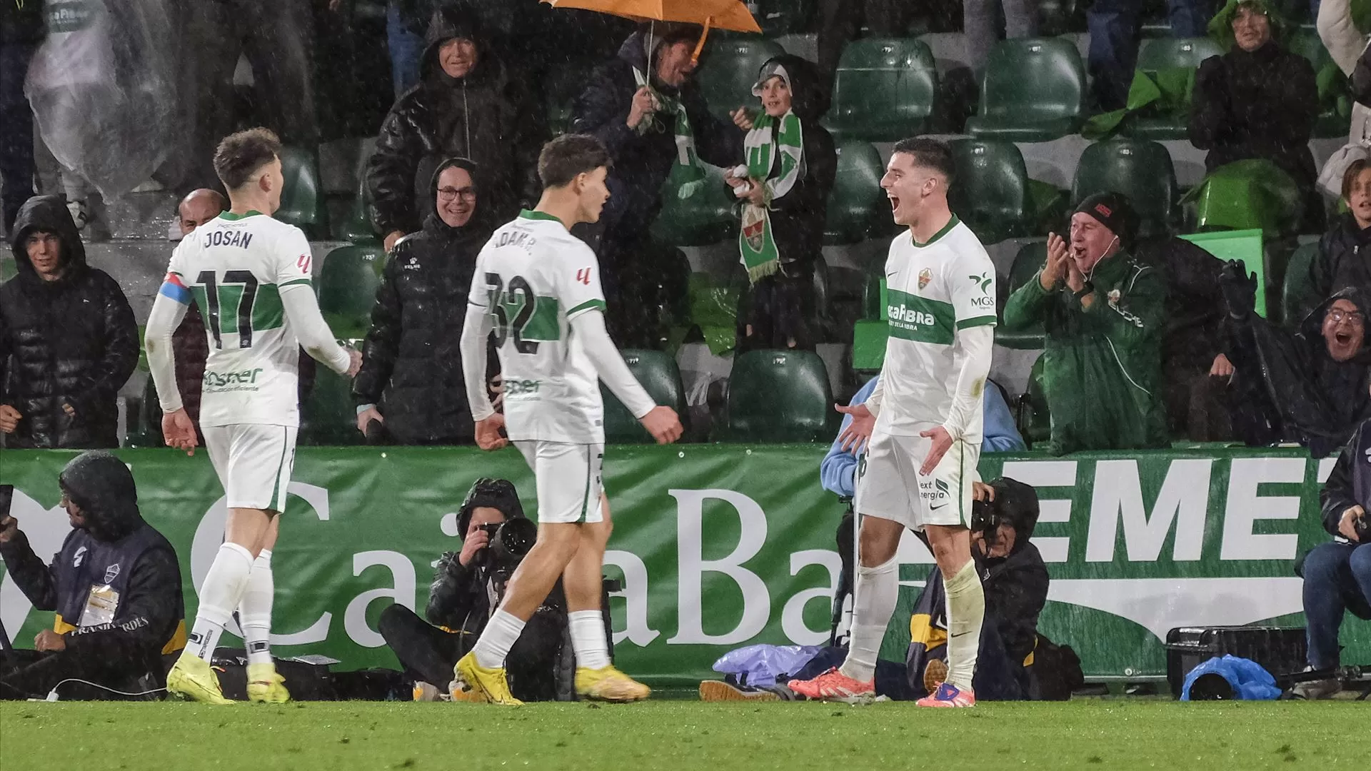 Martim Neto marca pelo Elche