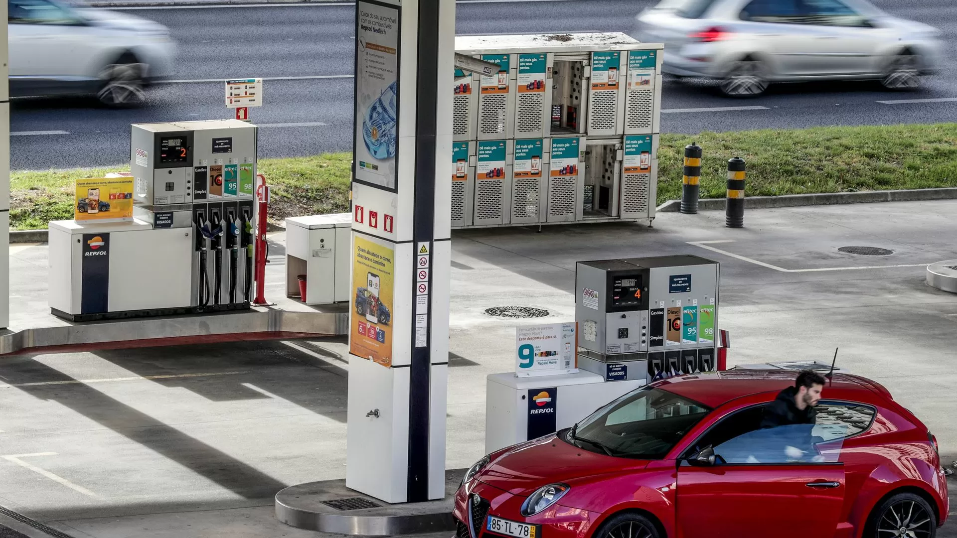 Preços dos combustíveis: gasóleo desce, gasolina sem mudanças