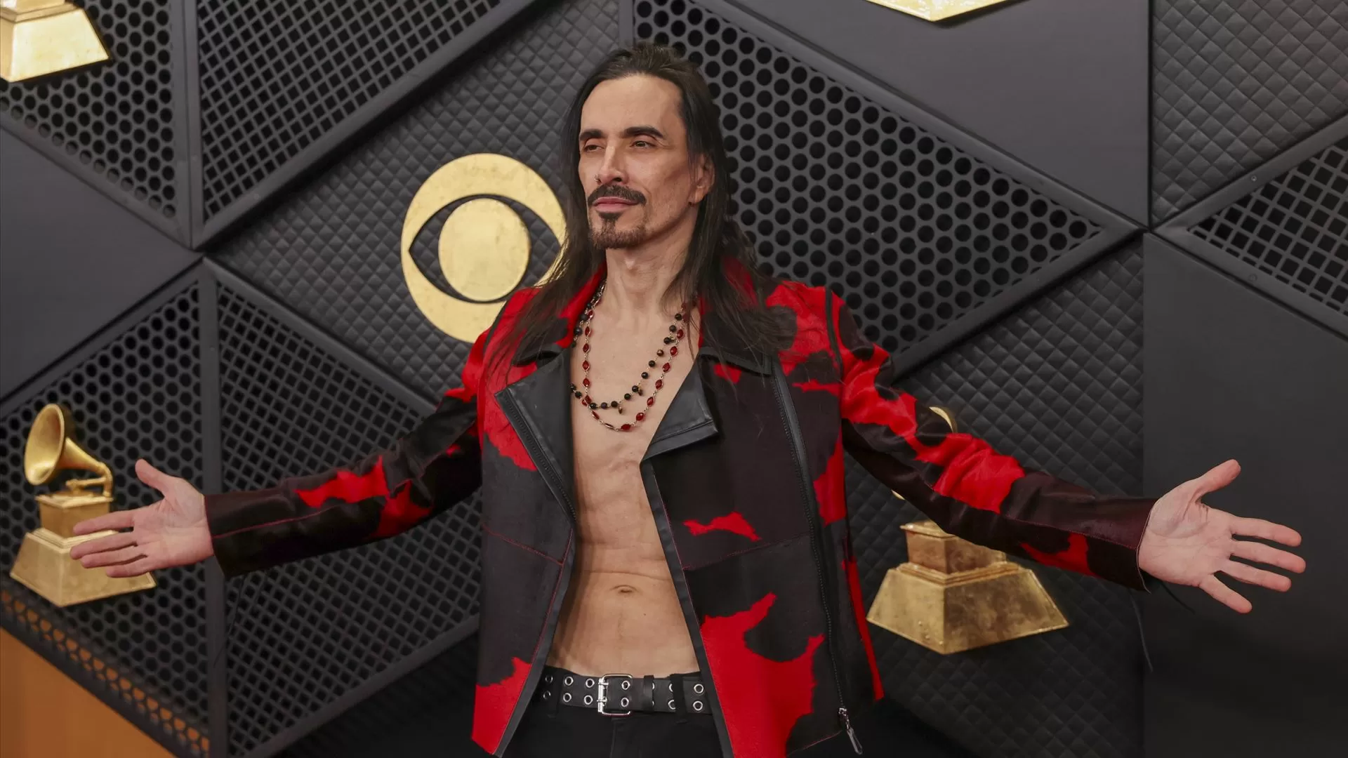 Guitarrista português Nuno Bettencourt vence Grammy