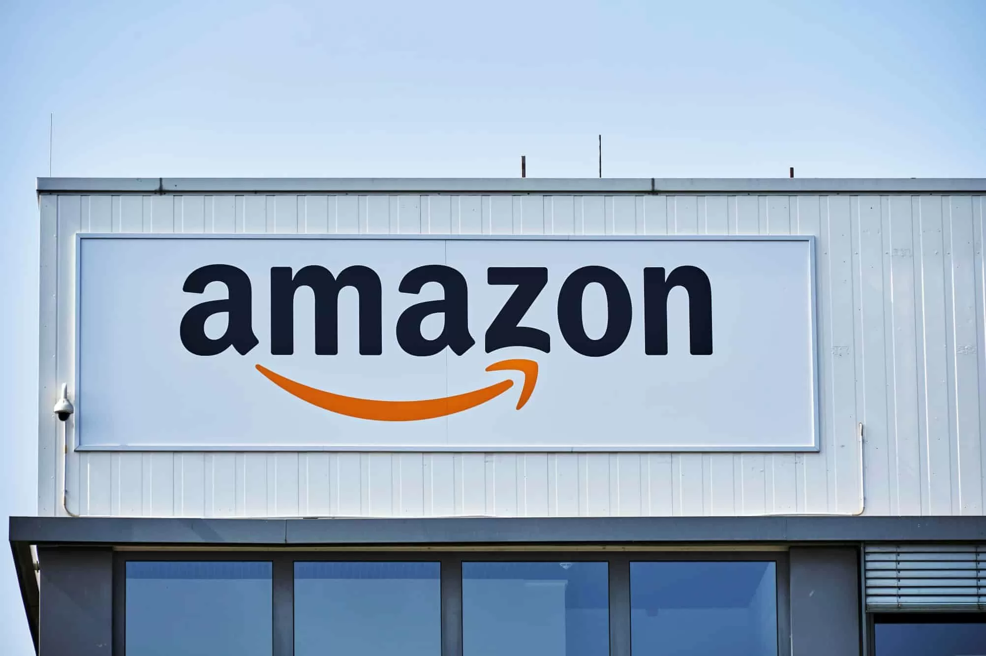 Amazon supera Walmart e se torna a maior empresa do mundo em receita