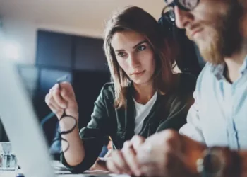 Meu computador precisa de IA? Entenda o que a tecnologia faz nos PCs