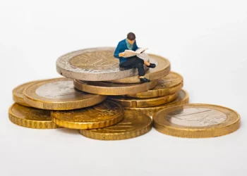 “Gestão financeira: pilar essencial para o desenvolvimento econômico”