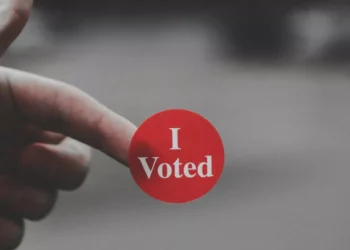 “O Poder Transformador da Política: Experiências Positivas”