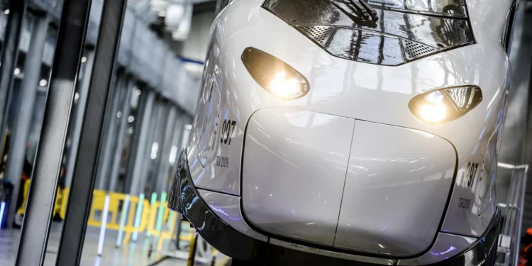 TGV. Termina esta terça-feira prazo para empresas concorrerem ao primeiro troço