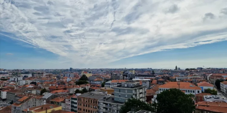 Senhorios candidatos a apoio por rendas antigas já podem pedir isenção de IMI