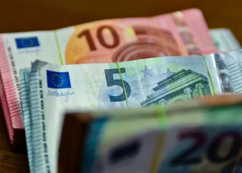 Dívida externa líquida cai para 50% do PIB em junho e atinge valor mais baixo desde 2005