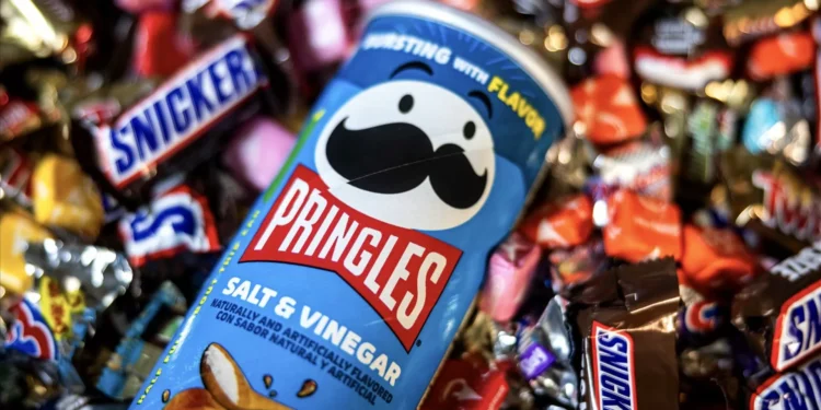 Vai um Mars com as Pringles? Grupo compra antiga Kellogg’s por 36 mil milhões