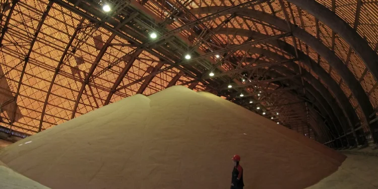 Nutrien paralisa 3 misturadoras de fertilizantes no Brasil por tempo indeterminado