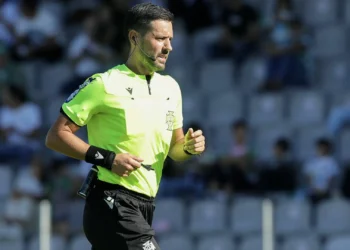 João Gonçalves arbitra Estoril – Sporting