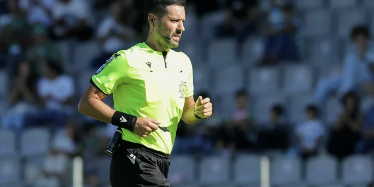 João Gonçalves arbitra Estoril – Sporting
