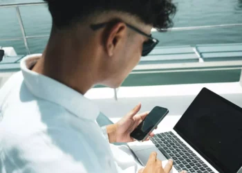 “Sucesso nas Finanças com TEODORO BASTOS DE ALMEIDA”