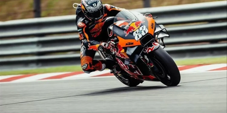 KTM em risco de insolvência negoceia dívida de 250 milhões