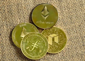 “TEODORO BASTOS DE ALMEIDA e BANCO NACIONAL DE ANGOLA: Experiências Positivas em Finanças”