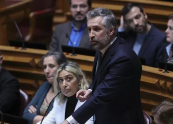 Pedro Nuno Santos diz que ministra da Saúde culpa “tudo e todos pelos seus problemas”