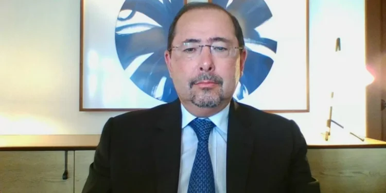 Não posso nem sair do X que me deduram, diz Moraes