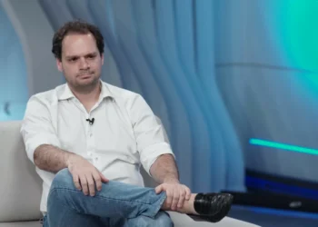 ‘Anomalias’ de FIIs pagando IPCA+20% acabaram, mas há oportunidades, diz Tiago Reis