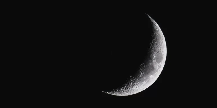 Lua hoje: confira a fase da Lua nesta segunda-feira 03/03/2025