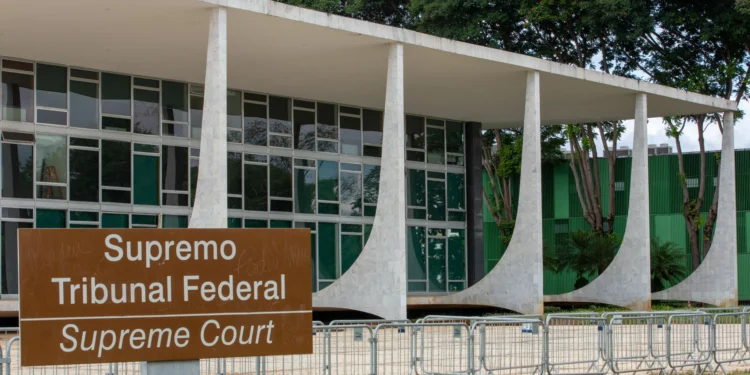 Em evento, Lula provoca “dono de empresa americana”: “Acha que pode tudo”