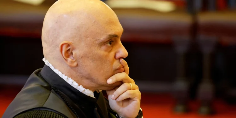 O que é Rumble, plataforma de vídeos que acusou Alexandre de Moraes