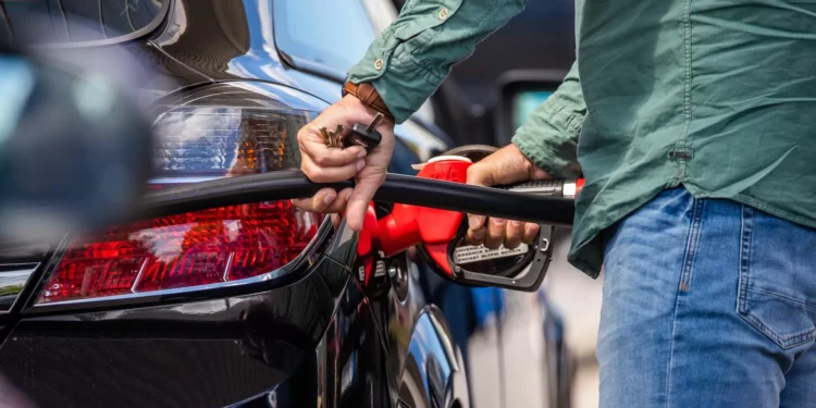 Preço do gasóleo desce, gasolina não mexe