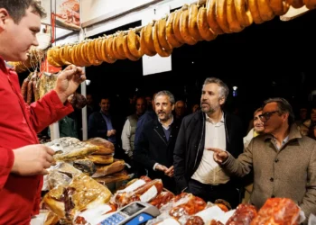 Pedro Nuno Santos diz que Montenegro não teve coragem para assumir comunicado sobre empresa