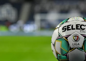 Vizela derrota líder da II Liga