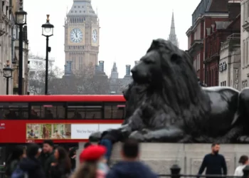 Houve mais portugueses expulsos ou deportados para Portugal em 2024