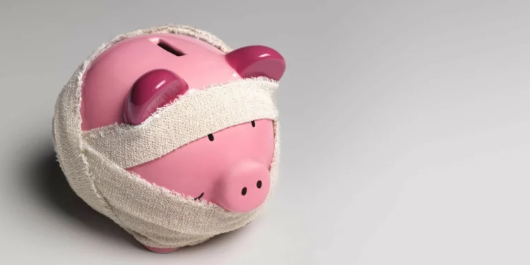 Brasileiros acreditam que redes sociais estimulam dívidas, diz pesquisa