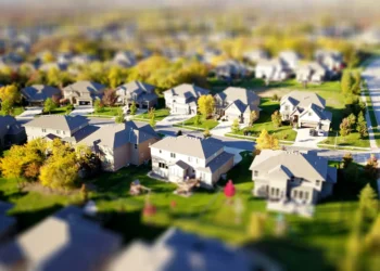 FII MFII11 compra terreno para empreendimento residencial com 205 unidades