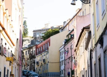 Senhorios com rendas antigas esperam mais de sete meses por compensação