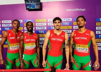 Quarteto luso bate recorde na estafeta e garante lugar no Mundial