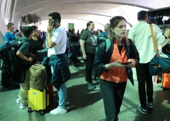 Aeroporto do Porto. Voos cancelados por nevoeiro e sistema inoperacional