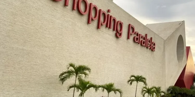 FII amplia participação em shopping na Bahia e estima dividendo de 12,4%