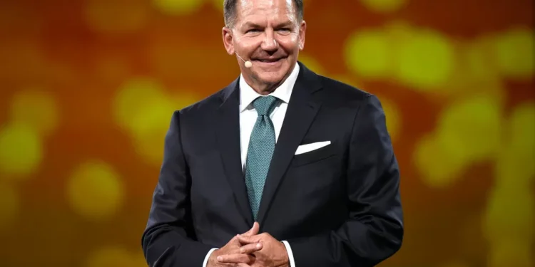 Paul Tudor Jones: Ações terão novas mínimas mesmo que Trump corte tarifas da China