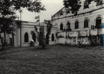 Maior cemitério de escravizados pode estar em estacionamento na Bahia