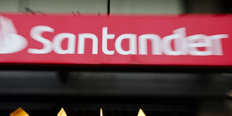 Lucros do Santander Totta descem 8,7% para 268,8 milhões de euros no 1.º trimestre