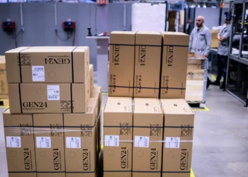 Taxa de desemprego estabiliza nos 6,5% em março