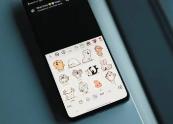 WhatsApp: veja como criar figurinhas personalizadas com fotos e IA