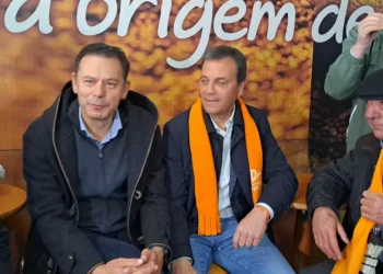 Montenegro entrou na campanha a pedir “maioria maior” para governar 8 anos