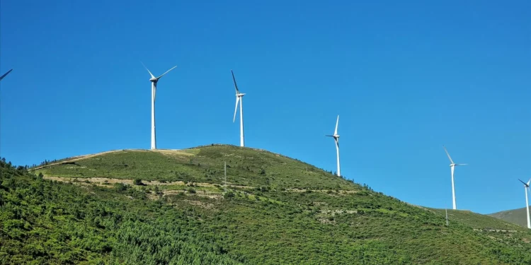 Produção de energia duplicou em 30 anos, mas representa apenas um terço do consumo