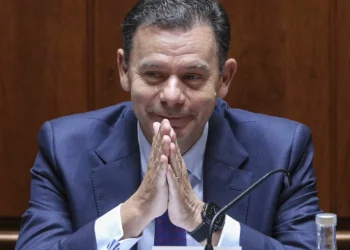 Governo propõe descidas do IRS entre 0,4% e 0,6% nas taxas dos primeiros oito escalões