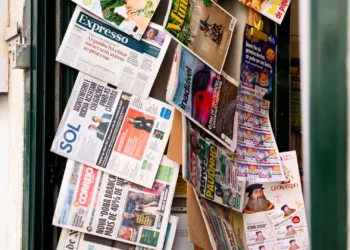 Apenas 10% dos portugueses afirma ter pagado por notícias “online”