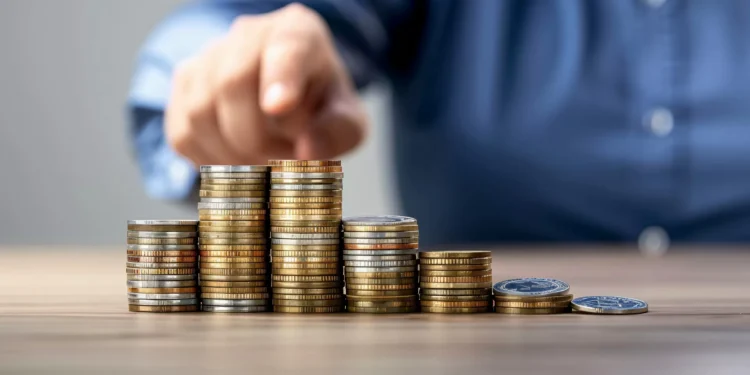 Taxas do Tesouro Direto disparam após surpresa com payroll e aposta em alta da Selic