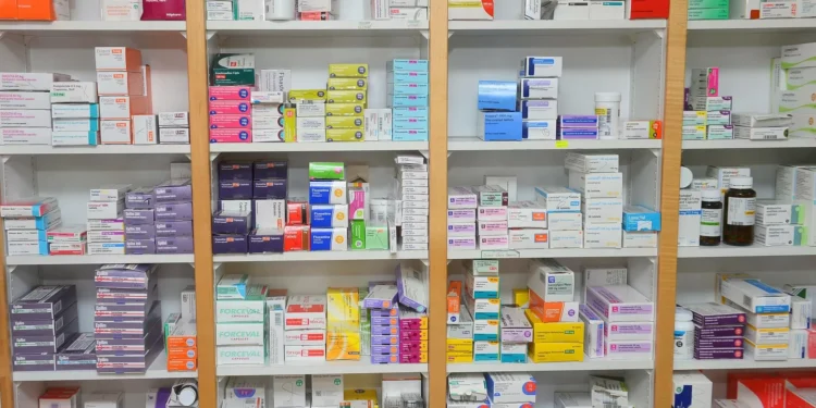 Genéricos podem ficar até 800% mais caros devido a nova lei europeia
