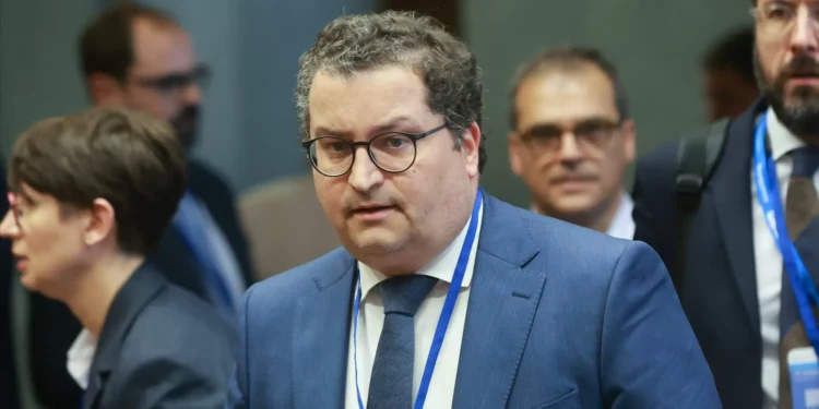 Portugal com excedente orçamental de 0,2% no primeiro trimestre