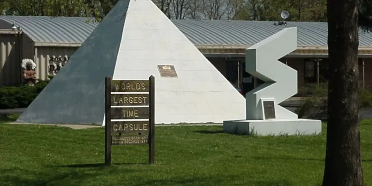 Maior cápsula do tempo do mundo vai ser aberta em breve