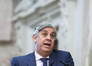 ​Banco de Portugal. “Pobreza e privação” passam de pais para filhos