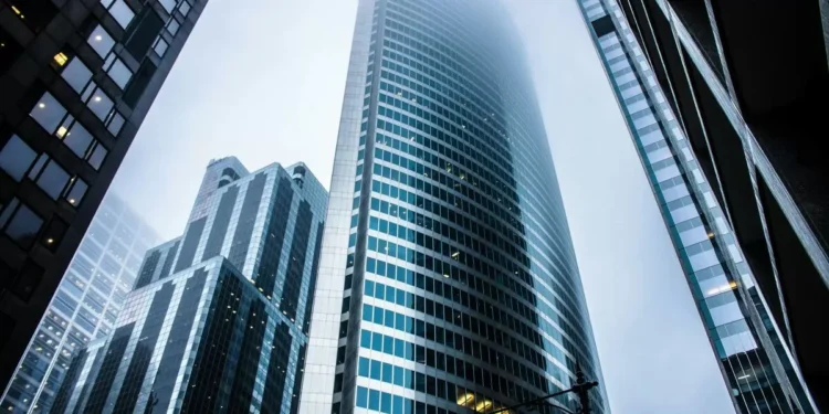 Itaú BBA lista os FIIs favoritos no segmento de escritório; veja a relação