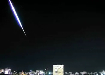 Bola de fogo é vista nos céus do Rio Grande do Sul